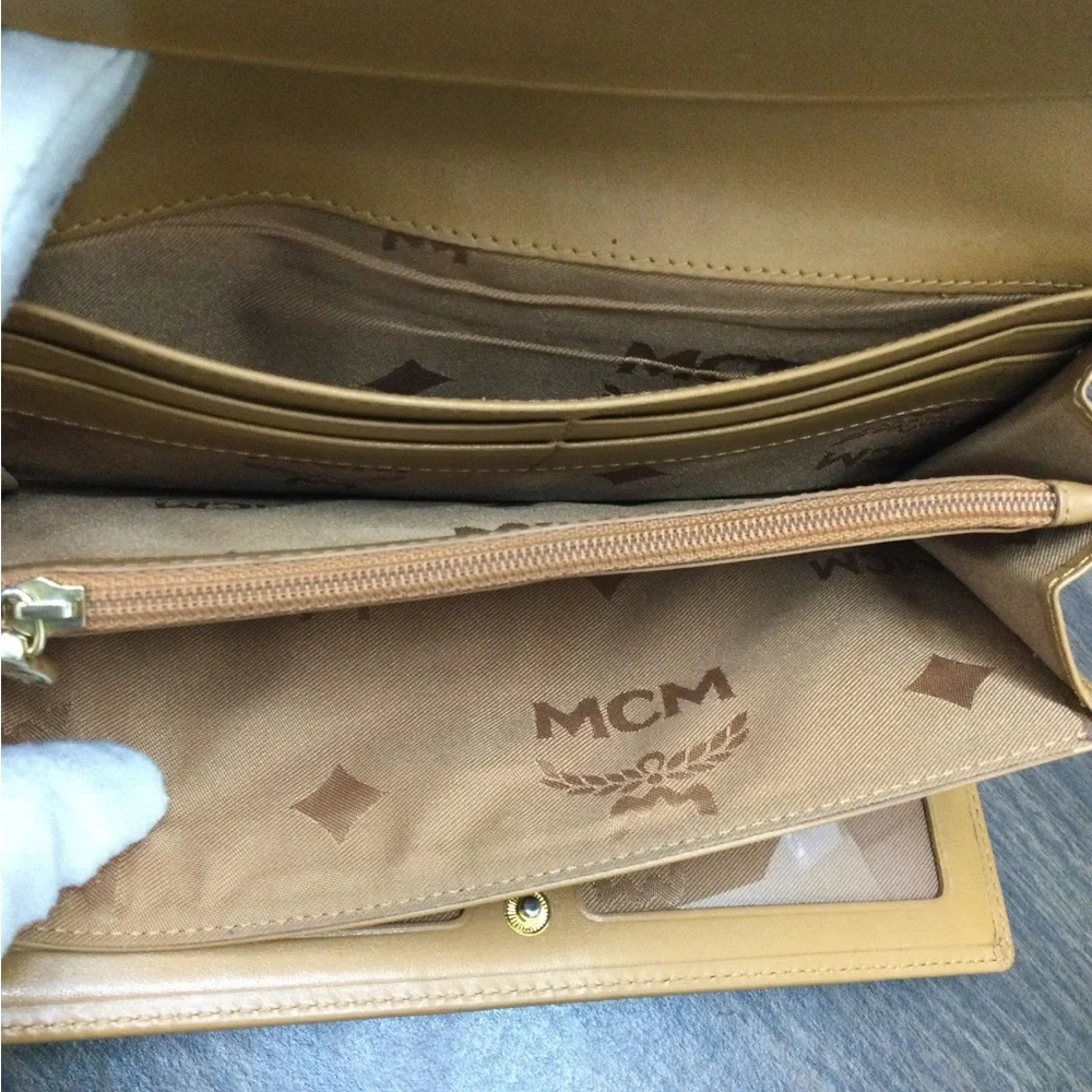 GUC MCM Brown and Coral Leather Continental Wallet